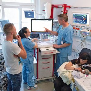 Intensivstation der Neonatologie am Universitätsklinikum Bonn