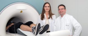 Der funktionelle Magnetresonanztomograph zeichnet die Aktivität der Gehirnareale auf