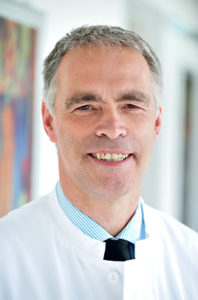 Prof. Johannes Breuer, Direktor des Zentrums für Kinderheilkunde und der Abteilung für Kinderkardiologie.