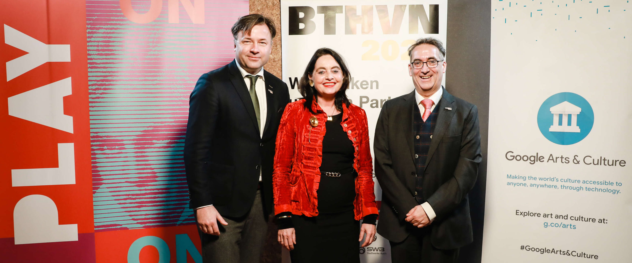 Malte Boecker, künstlerischer Geschäftsführer der Beethoven Jubiläums GmbH Dr. Clemens Trautmann, Präsident der Deutschen Grammophon Kassandra Wedel, gehörlose Tänzerin und Schauspielerin Kleopatra Sofroniou, Vice President Marketing der Deutschen Grammophon Andreas Briese, Director YouTube Partnerships Central Europe Dr. Raphael von Hoensbroech, Intendant und Geschäftsführer des Konzerthauses Dortmund