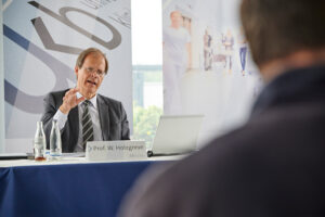 Prof. Dr. med. Dr. h. c. mult. Wolfgang Holzgreve, MBA – Ärztlicher Direktor und Vorstandsvorsitzender