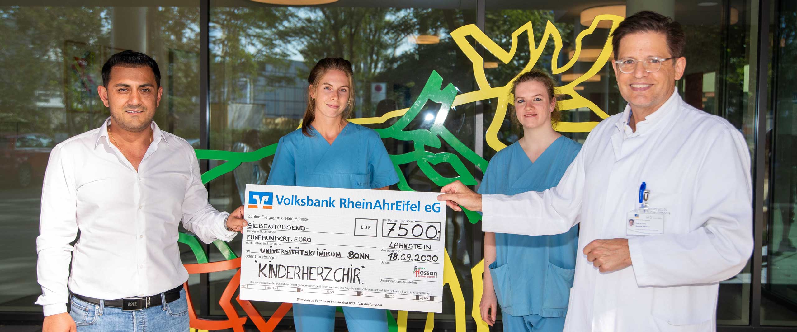 Spende für Kinderherzchirurgie am Eltern-Kind-Zentrum des Universitätsklinikums Bonn