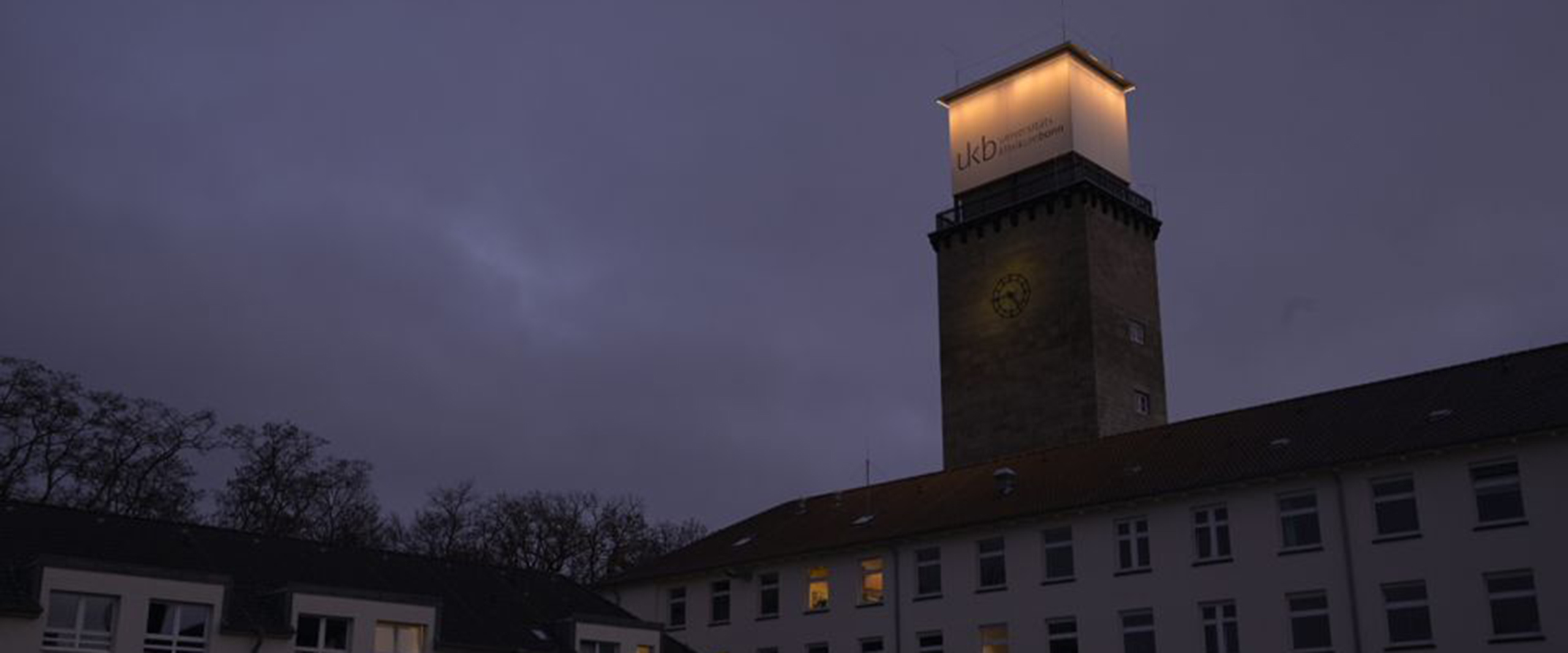 „Orange your City“ gegen Gewalt an Frauen am Universitätsklinikum Bonn