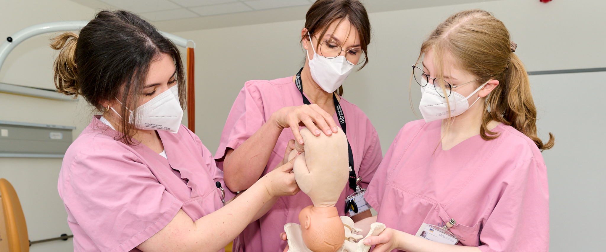 Duales Hebammenstudium löst Ausbildung ab