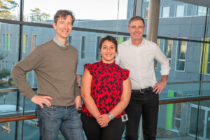 Neue Erkenntnisse in der Epilsepsieforschung & Optimierung der Wirkstoffwirkung: (v. li) Prof. Dirk Dietrich, Dr. Amira Hanafy und Prof. Alf Lamprecht gehen mit einem neuen Analyse-Verfahren Lecks in der Blut-Hirn-Schranke auf den Grund: