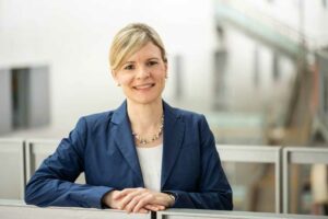 Prof. Simone Dohle
