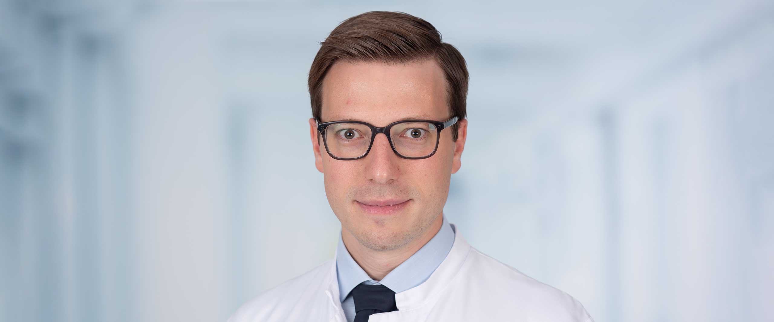 Prof. Maximilian Pfau