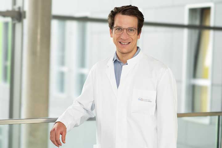 Dr. Max Witry
