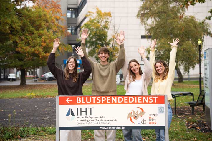 Orga-Team des diesjährigen Vampire-Cups