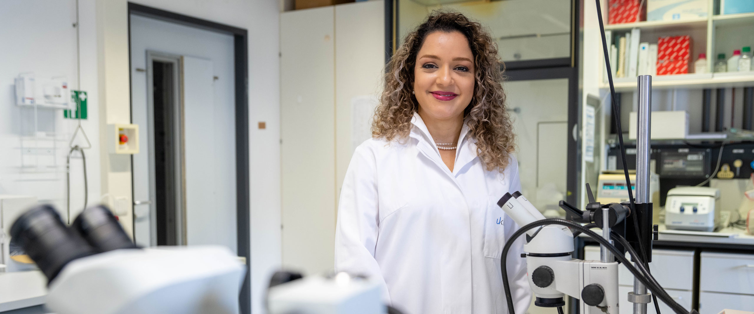 Dr. Mona Malek Mohammadi