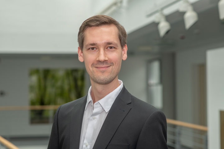 Prof. Dr. Dr. Lukas Kunz